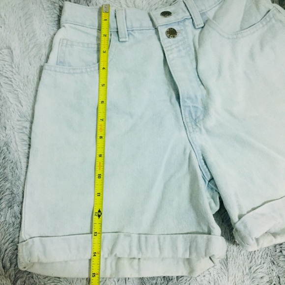 Vintage Arizona High Waist Shorts - Picture 2 of 7